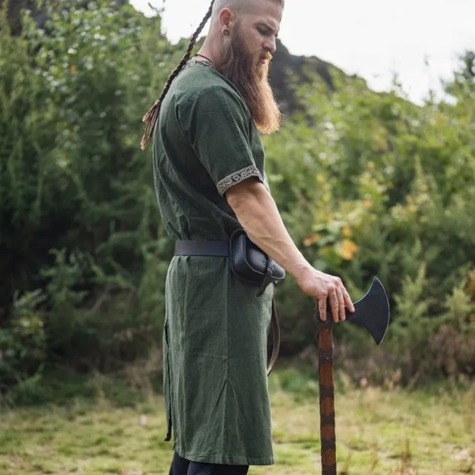 Leonardo Carbone Celtic Tunic, Short Sleeves, Green - Image 4