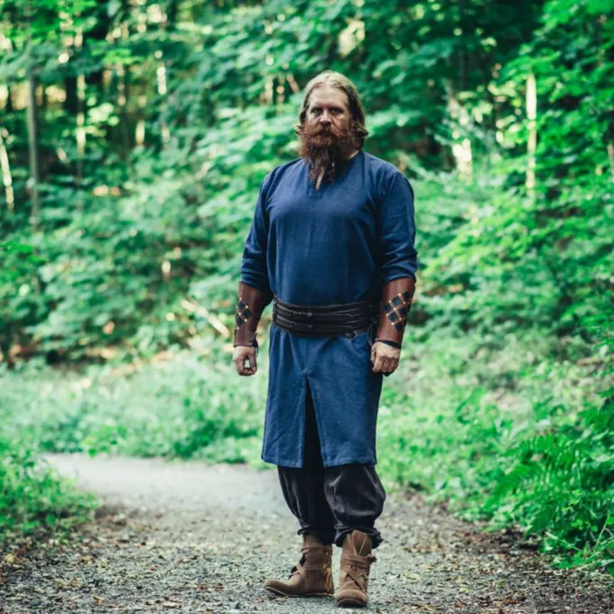 Leonardo Carbone Long Viking Tunic Hvitserk, Blue - Image 2